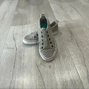 Blowfish beige sneakers sz 7.5